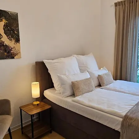 Design Mit Traumhaftem Blick Ins Wiedtal * Over (Neuwied)