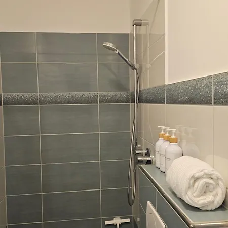Design Mit Traumhaftem Blick Ins Wiedtal * Over (Neuwied)
