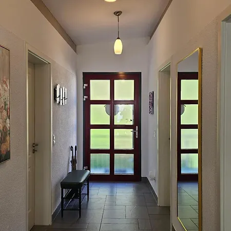 아파트 Design Mit Traumhaftem Blick Ins Wiedtal Over (Neuwied)