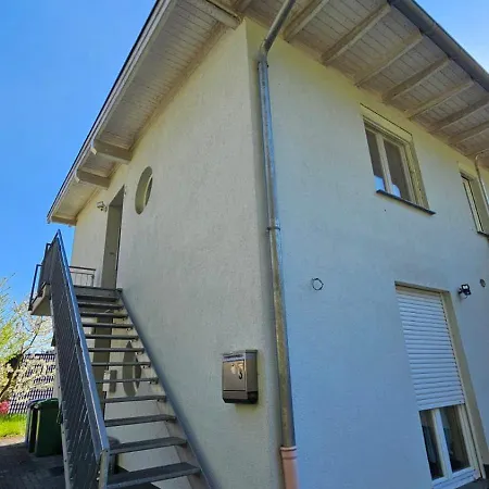 Design Mit Traumhaftem Blick Ins Wiedtal 아파트 *